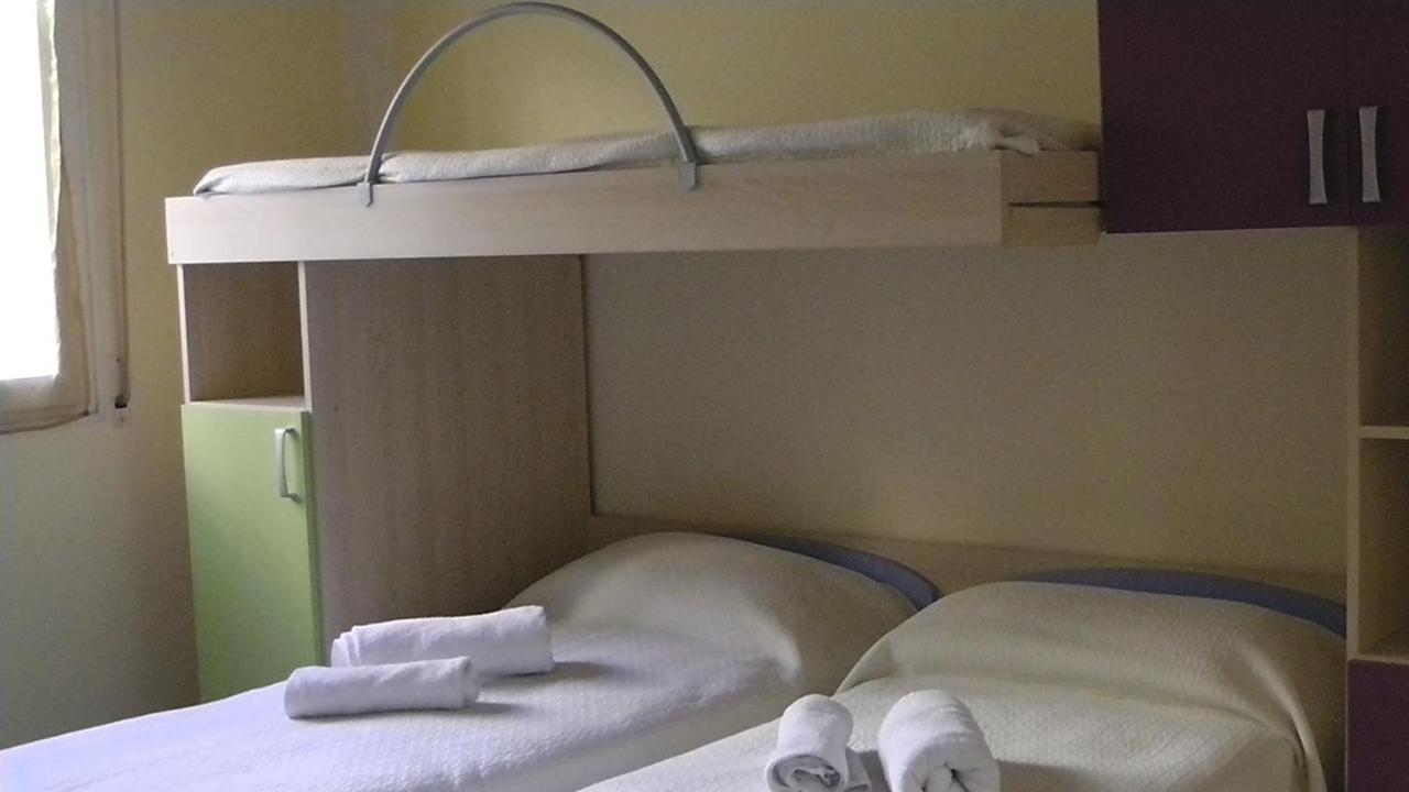 Hotel Villa Lorena Rimini Room photo