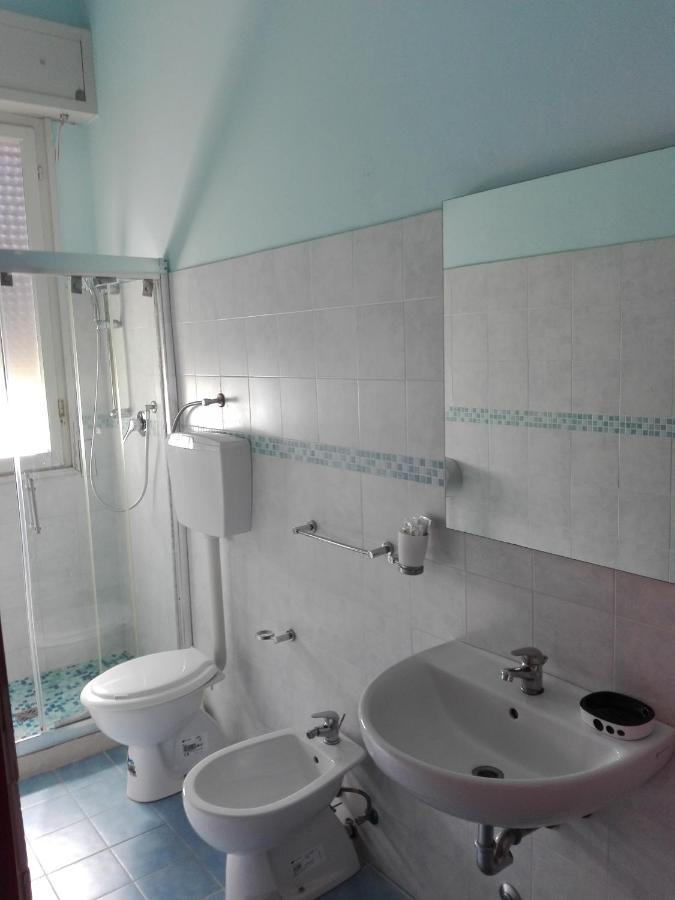Hotel Villa Lorena Rimini Exterior photo